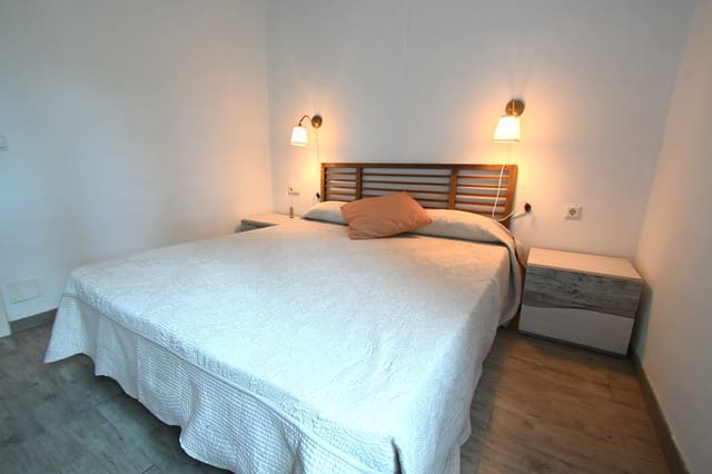 2 chambre Appartement à vendre à Cala Vadella, San Jose / Sant Josep de Sa Talaia avec piscine - 405 000 € (Ref: 9829249)
