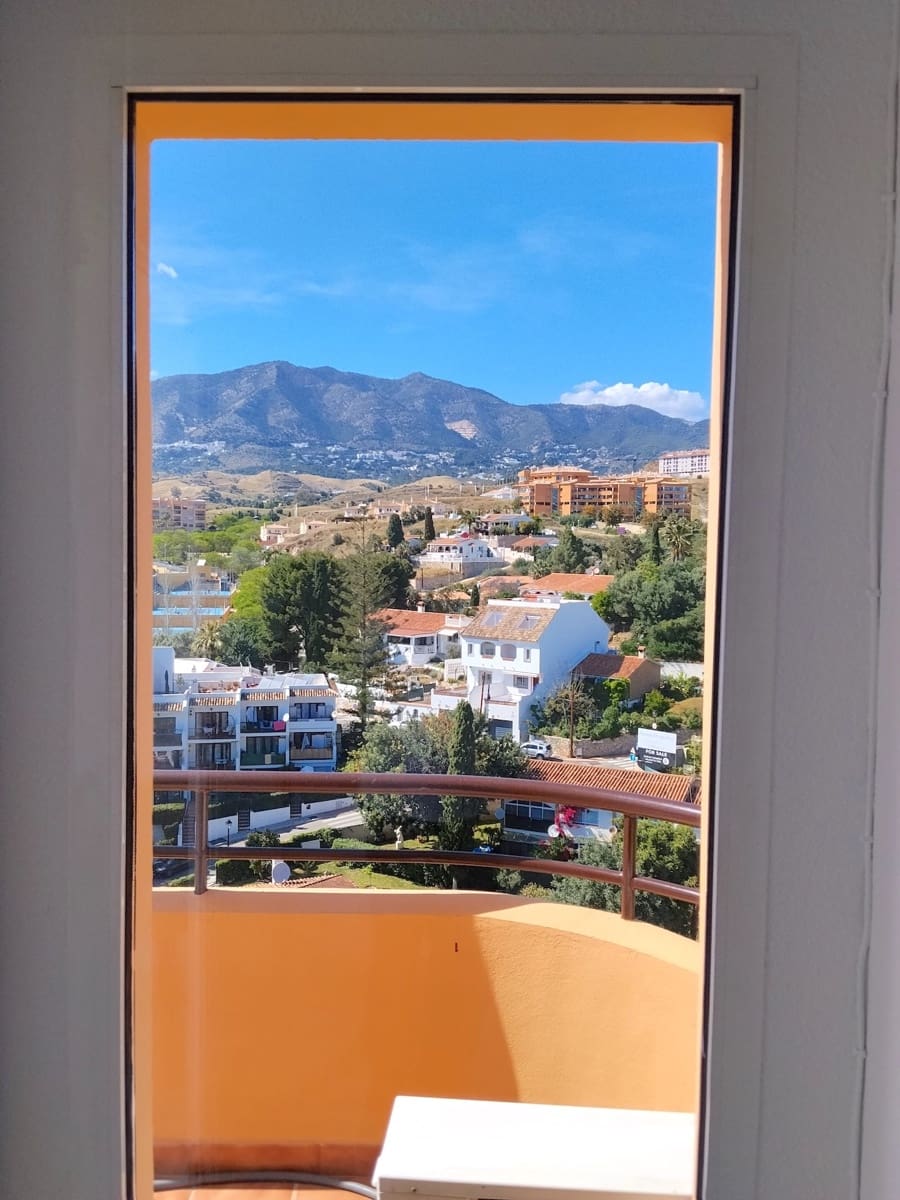 2 soveværelse Lejlighed til salg i Fuengirola med swimmingpool garage - € 385.000 (Ref: 9829251)