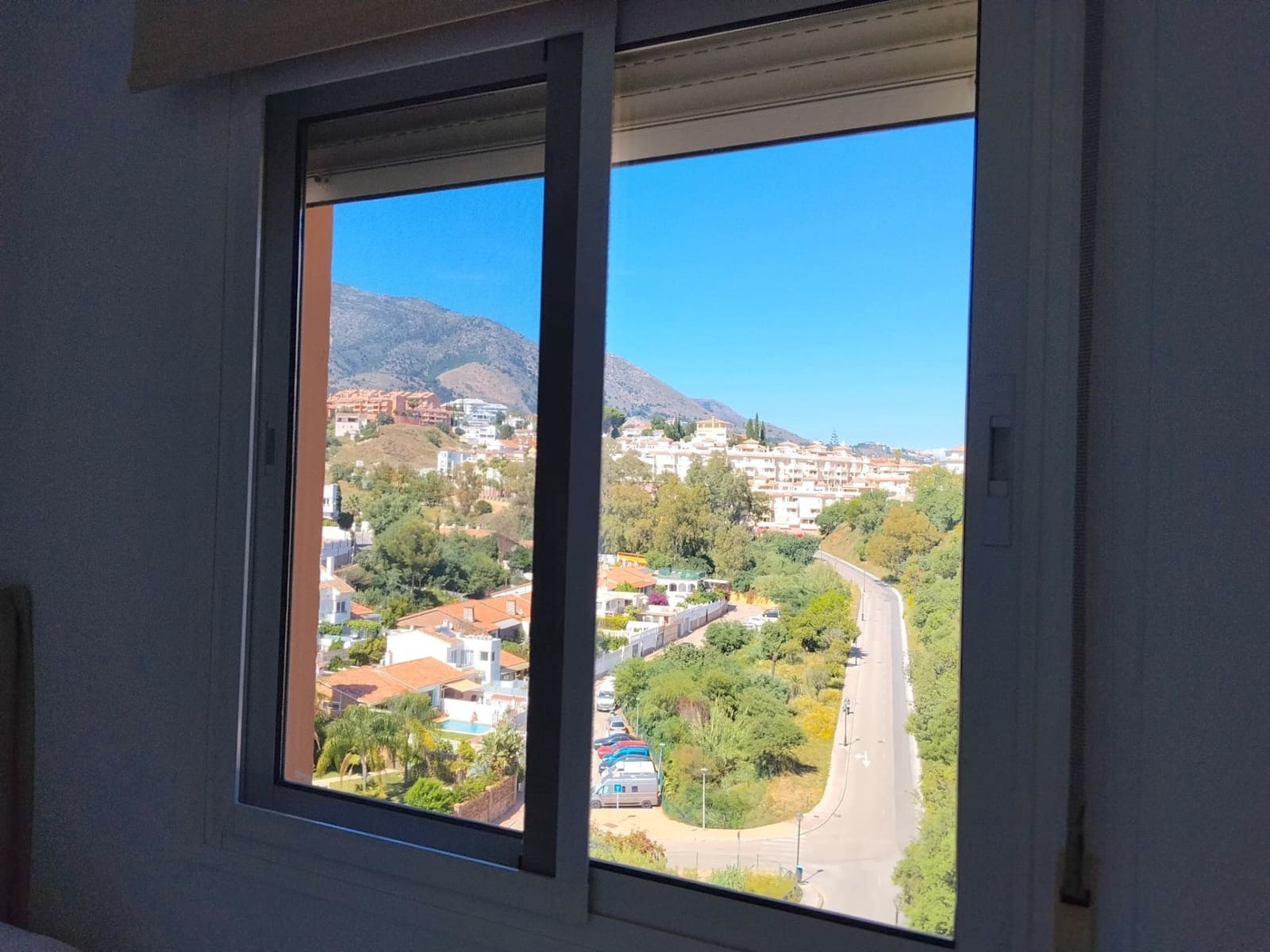 2 soveværelse Lejlighed til salg i Fuengirola med swimmingpool garage - € 385.000 (Ref: 9829251)