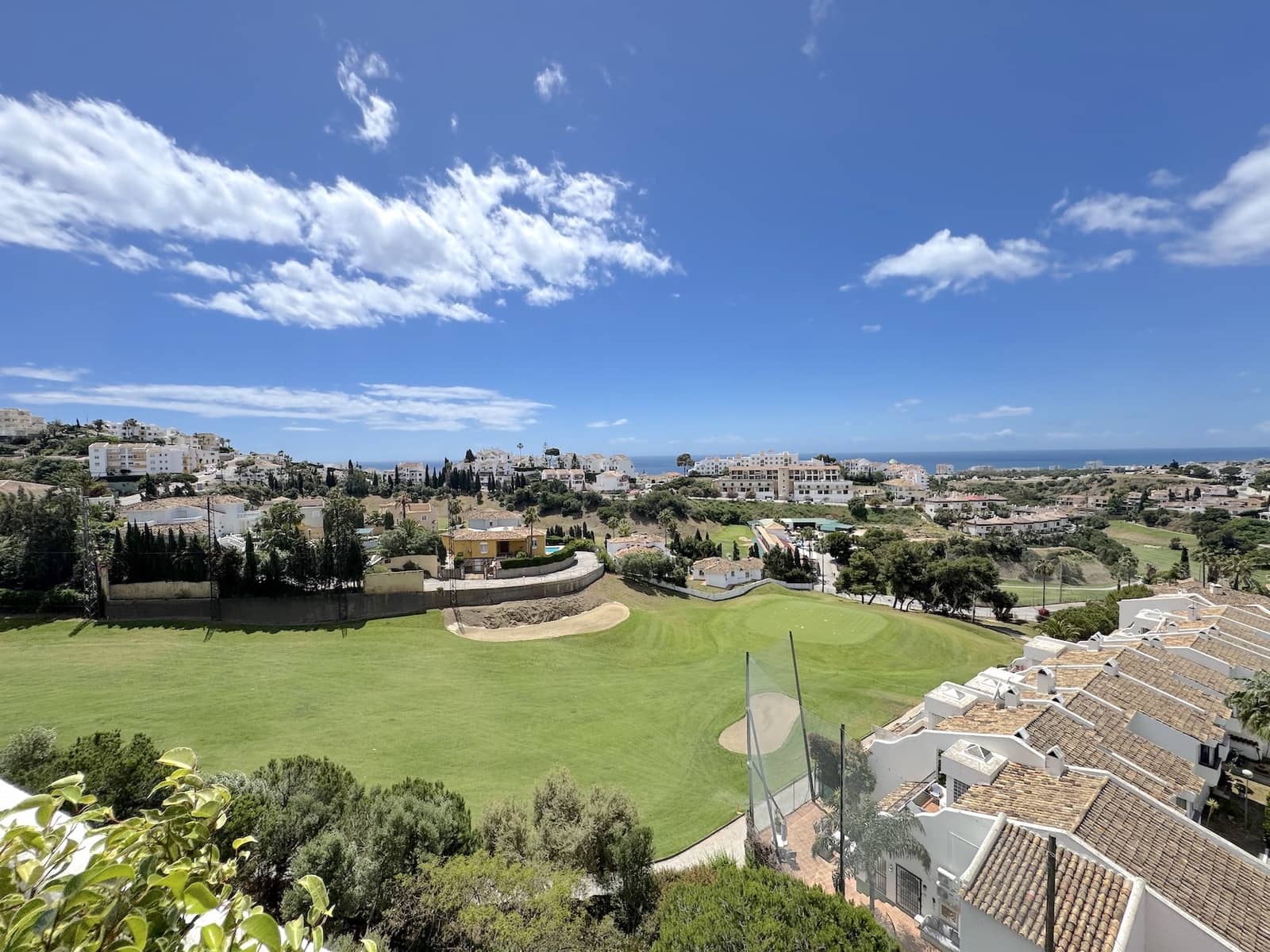 3 bedroom Penthouse for sale in Miraflores with pool garage - € 559,000 (Ref: 9831599)