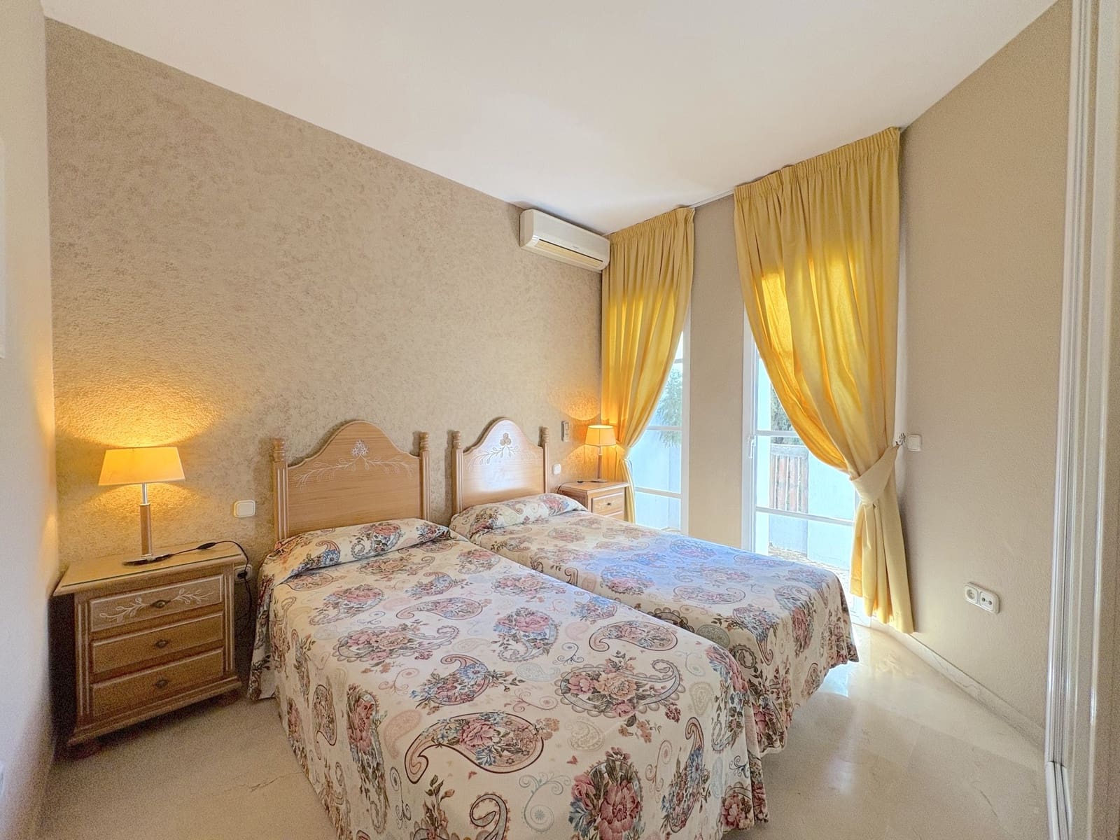 3 bedroom Penthouse for sale in Mijas Costa with pool garage - € 350,000 (Ref: 9836692)