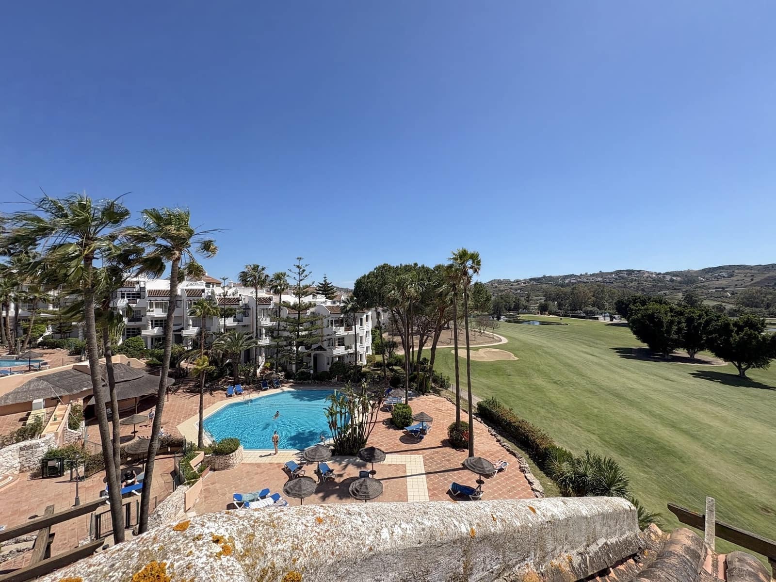 3 bedroom Penthouse for sale in Mijas Costa with pool garage - € 350,000 (Ref: 9836692)