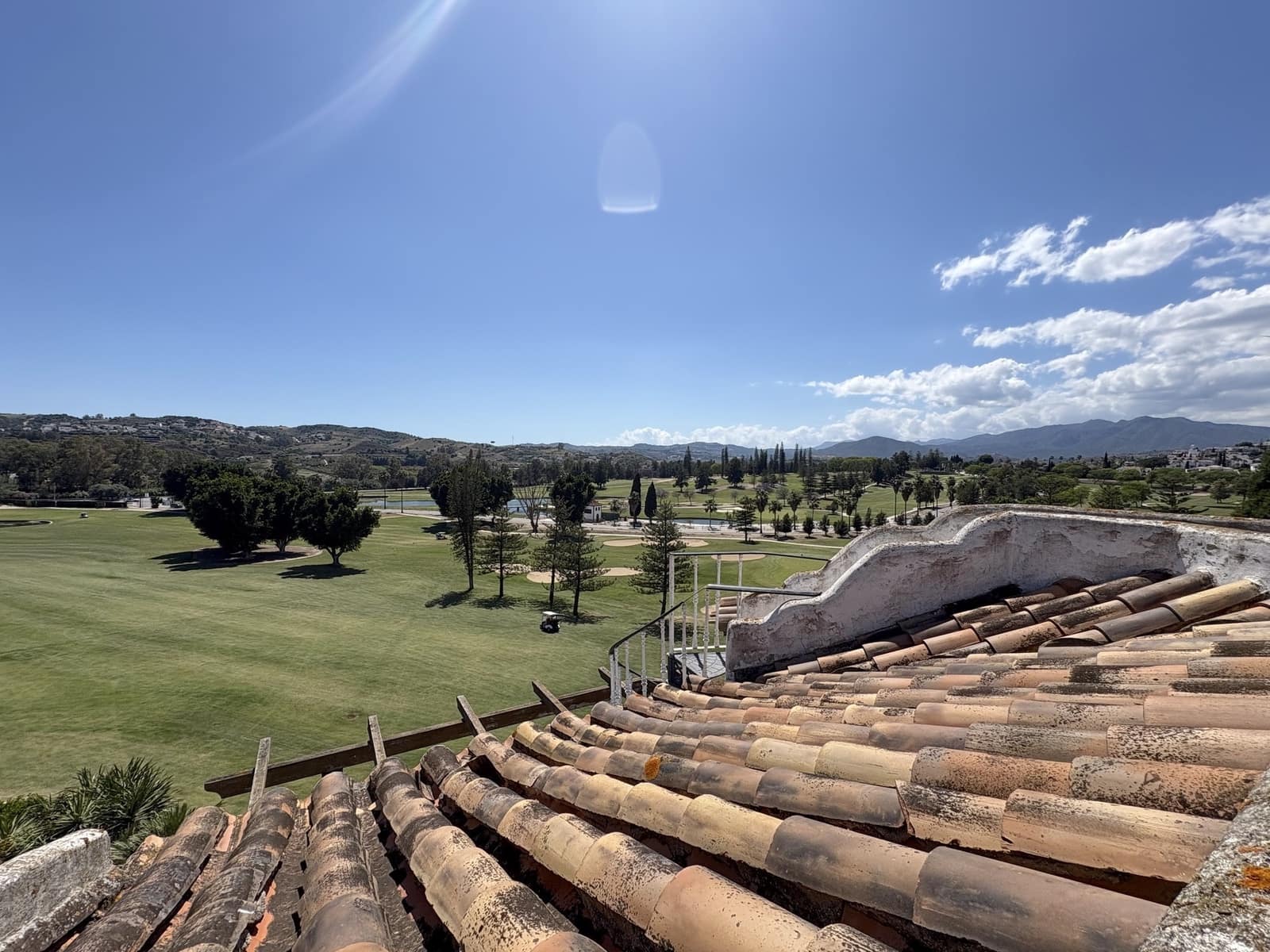 3 bedroom Penthouse for sale in Mijas Costa with pool garage - € 350,000 (Ref: 9836692)