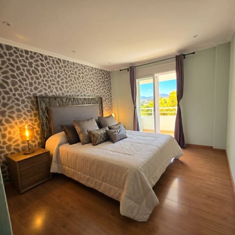3 sovrum Takvåning till salu i Santa Eulalia / Santa Eularia med garage - 787 500 € (Ref: 9846301)