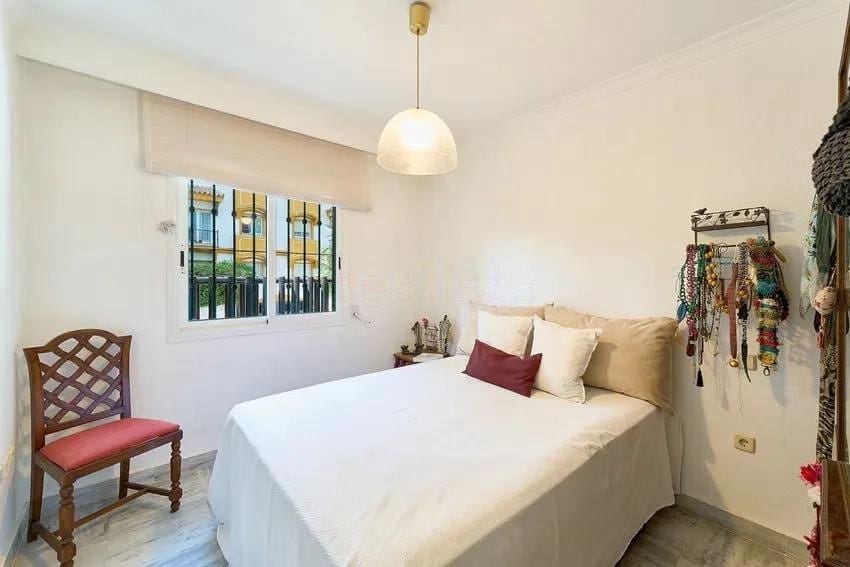 3 soverom Leilighet til salgs i Marbella med svømmebasseng garasje - € 610 000 (Ref: 9849452)