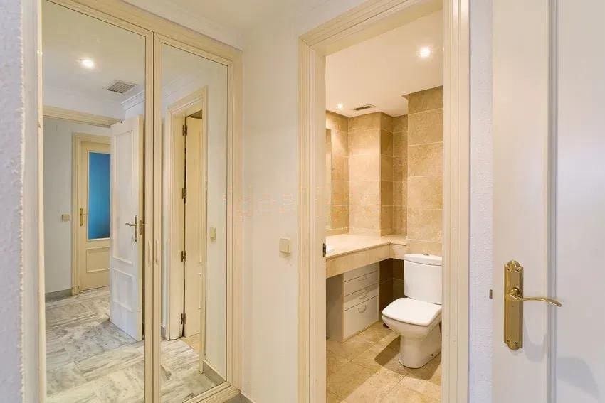 3 soverom Leilighet til salgs i Marbella med svømmebasseng garasje - € 610 000 (Ref: 9849452)