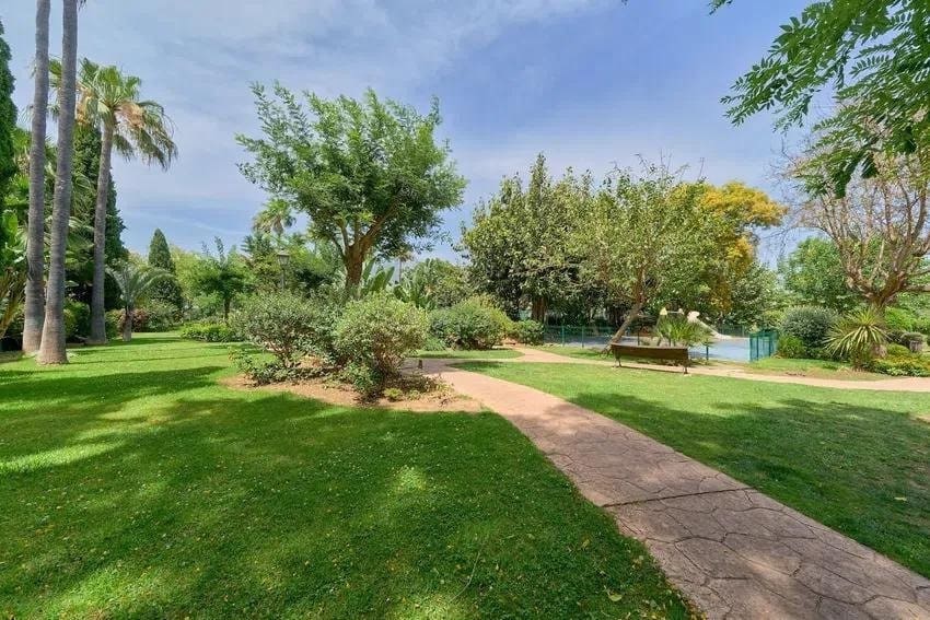 3 soverom Leilighet til salgs i Marbella med svømmebasseng garasje - € 610 000 (Ref: 9849452)