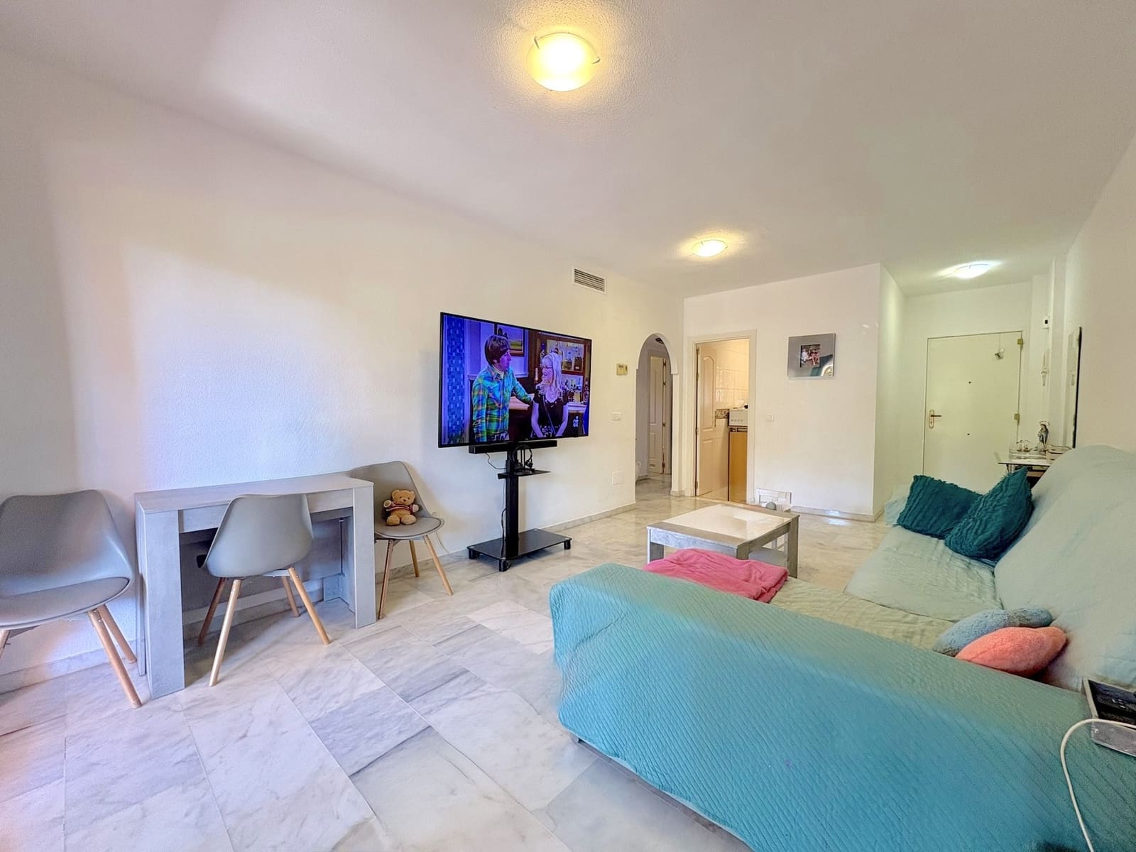 2 slaapkamer Appartement te koop in Marbella met zwembad garage - € 325.000 (Ref: 9849456)