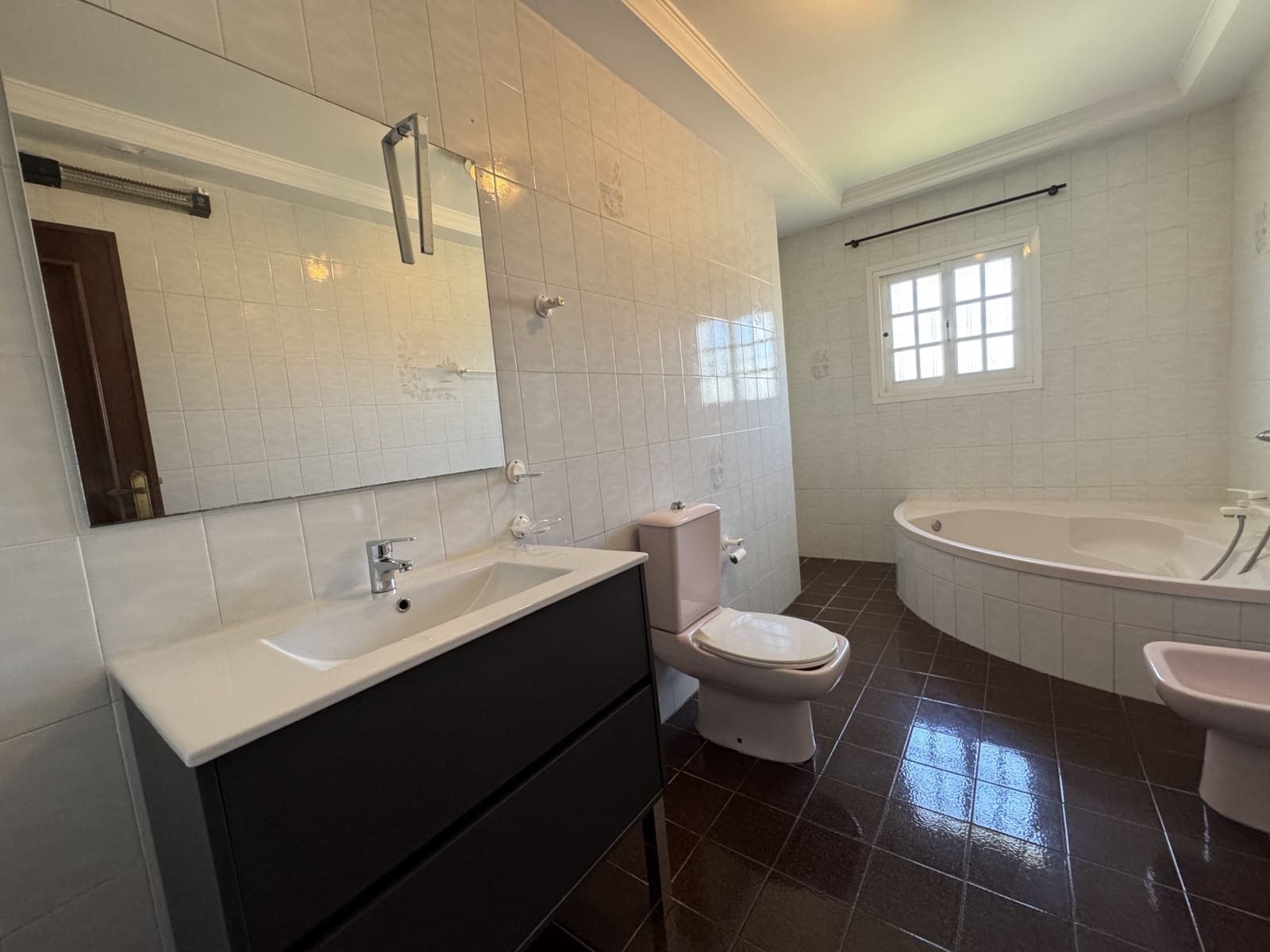 5 soveværelse Villa til salg i Torrenueva med swimmingpool garage - € 1.325.000 (Ref: 9849457)