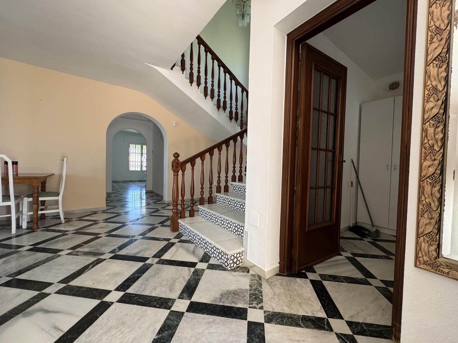 5 bedroom Villa for sale in Torrenueva with pool garage - € 1,230,000 (Ref: 9849457)
