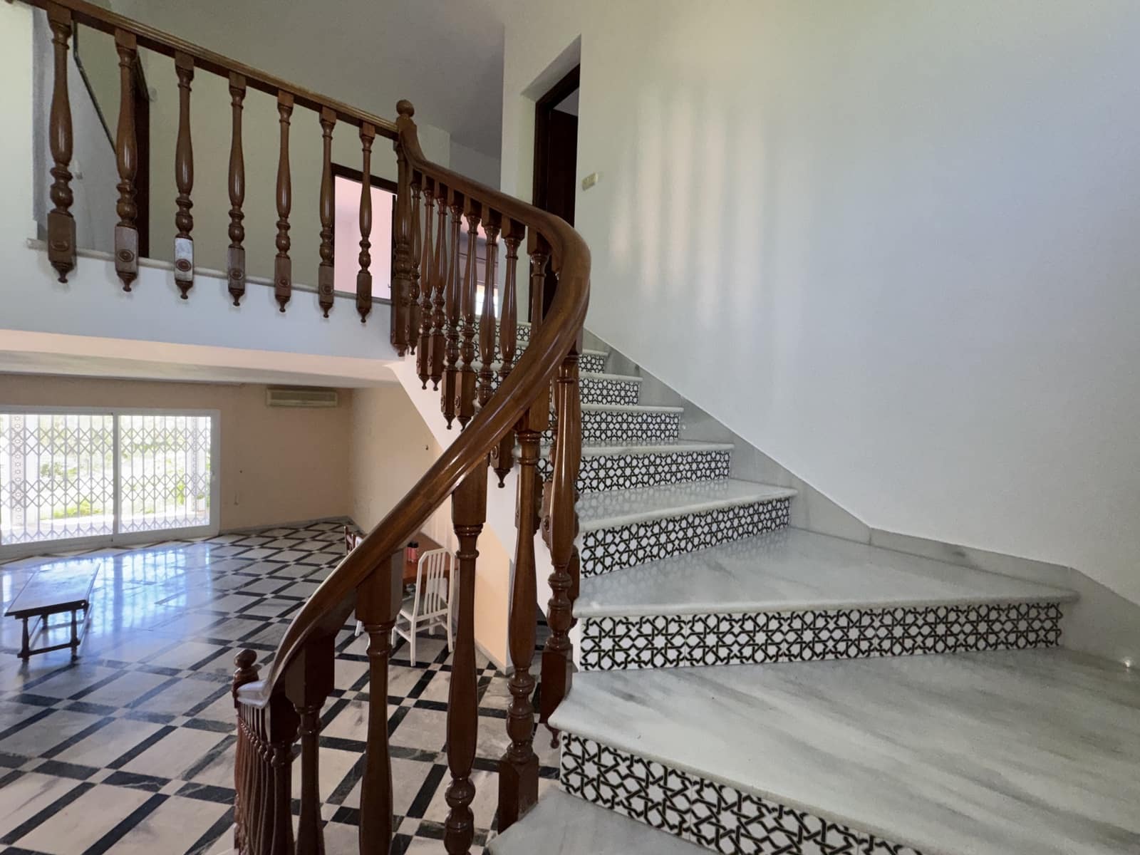 5 bedroom Villa for sale in Torrenueva with pool garage - € 1,230,000 (Ref: 9849457)