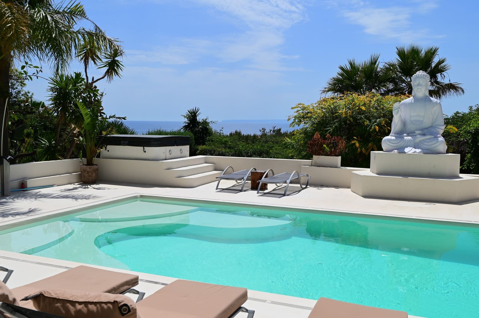 15 bedroom Villa for sale in Santa Eulalia / Santa Eularia with pool - € 6,000,000 (Ref: 9851849)