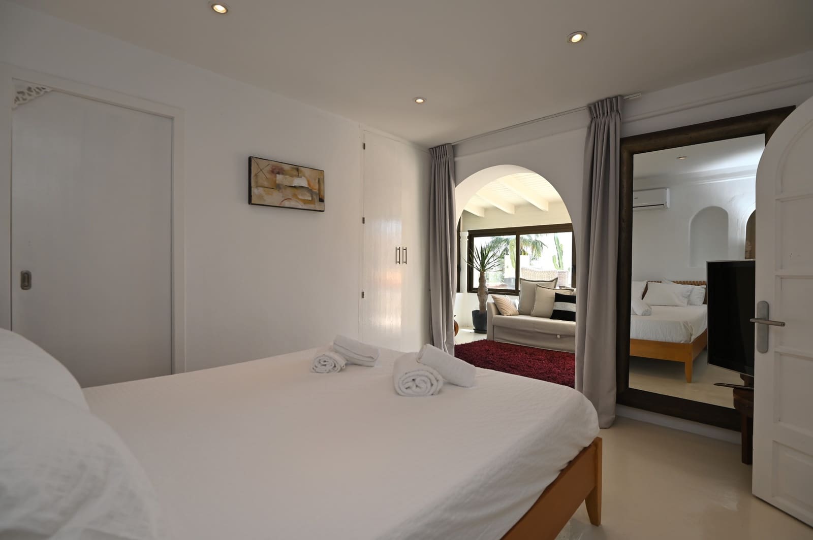 15 bedroom Villa for sale in Santa Eulalia / Santa Eularia with pool - € 6,000,000 (Ref: 9851849)