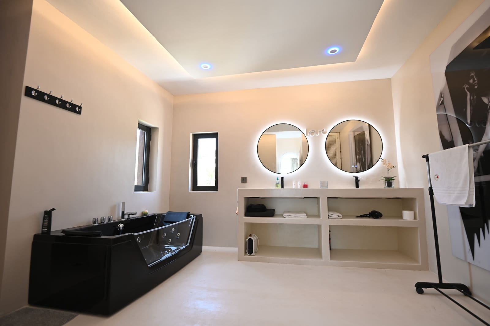 15 bedroom Villa for sale in Santa Eulalia / Santa Eularia with pool - € 6,000,000 (Ref: 9851849)