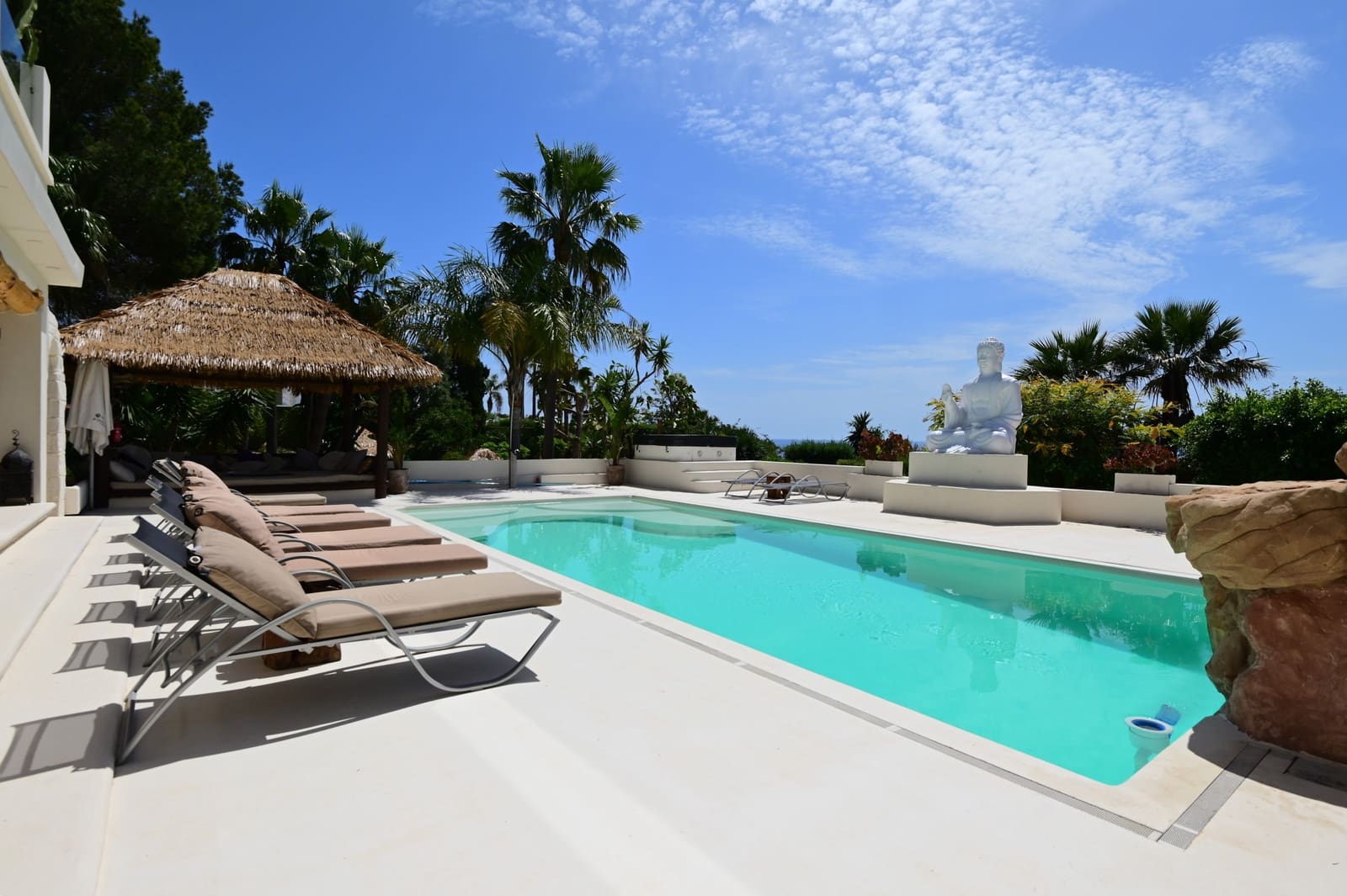 15 bedroom Villa for sale in Santa Eulalia / Santa Eularia with pool - € 6,000,000 (Ref: 9851849)