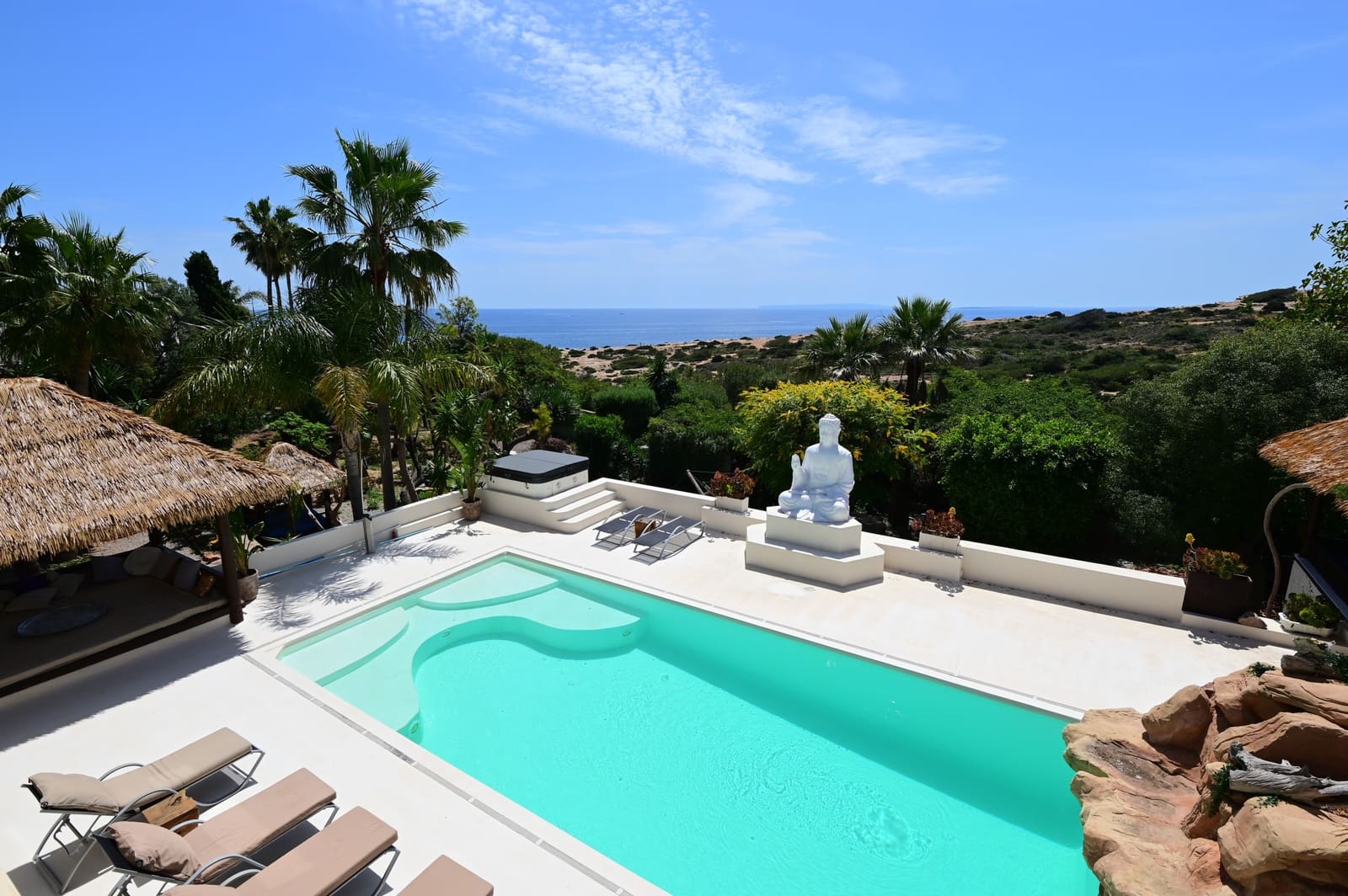 15 bedroom Villa for sale in Santa Eulalia / Santa Eularia with pool - € 6,000,000 (Ref: 9851849)