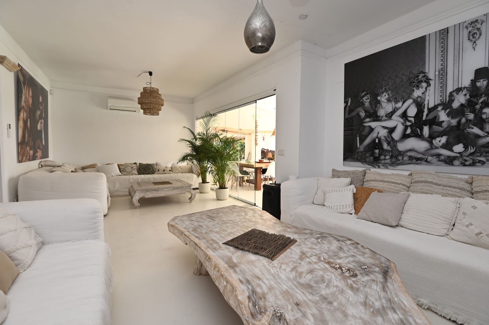 15 bedroom Villa for sale in Santa Eulalia / Santa Eularia with pool - € 6,000,000 (Ref: 9851849)