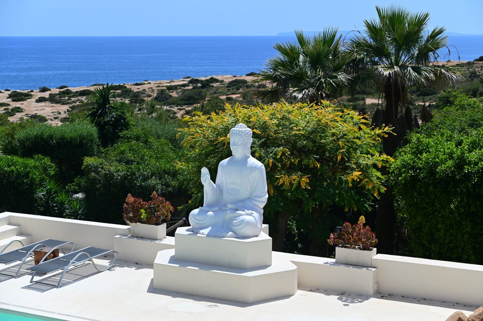 15 bedroom Villa for sale in Santa Eulalia / Santa Eularia with pool - € 6,000,000 (Ref: 9851849)