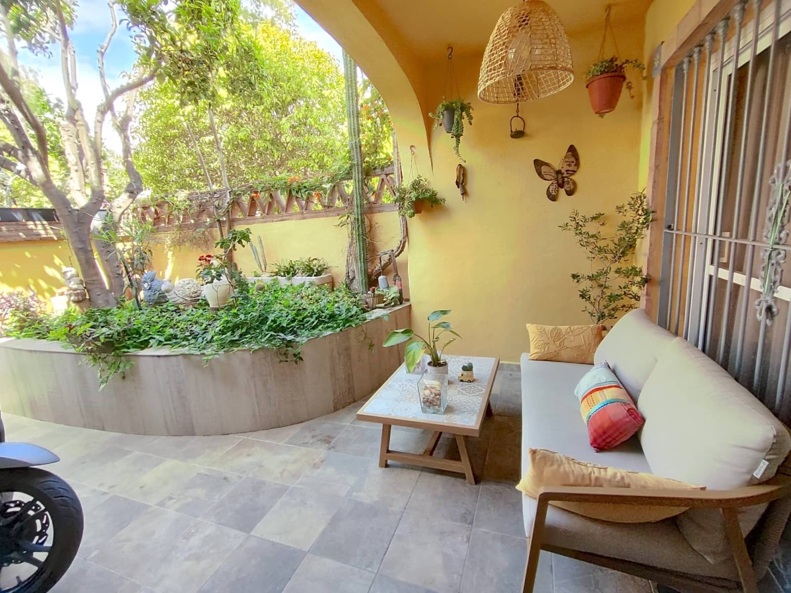 3 bedroom Townhouse for sale in Mijas Costa with pool garage - € 425,000 (Ref: 9851850)
