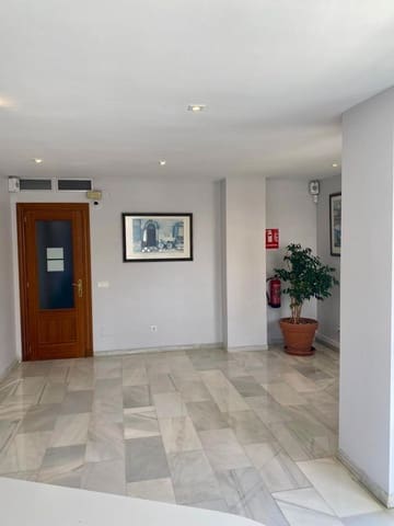 3 makuuhuone Huoneisto myytävänä paikassa Málaga kaupunki - 360 000 € (Ref: 9865256)