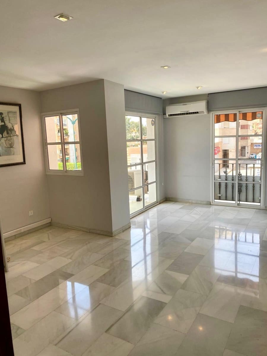 3 bedroom Apartment for sale in Malaga city - € 360,000 (Ref: 9865256)