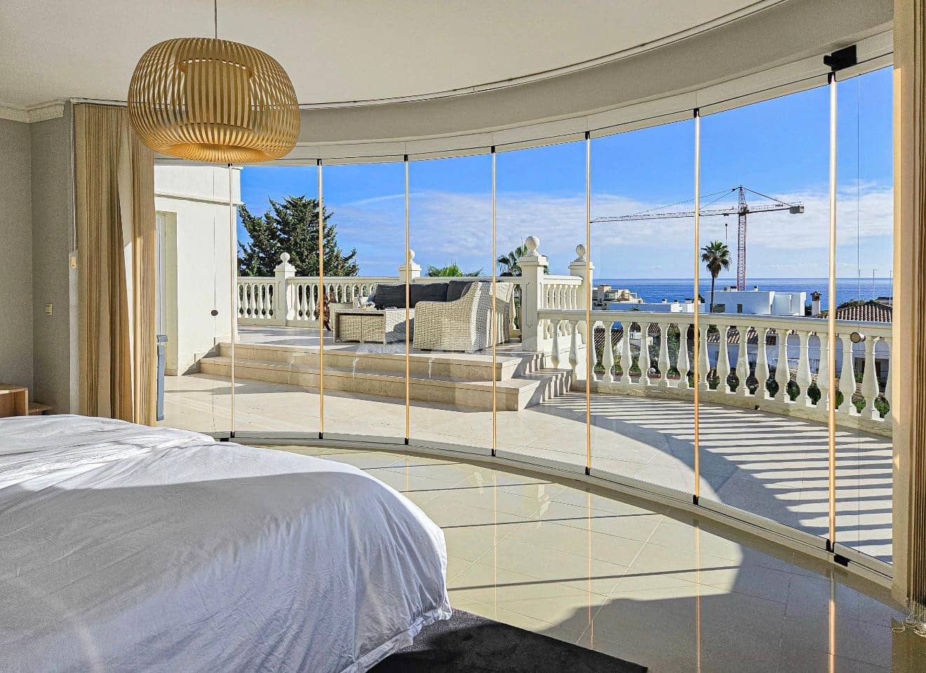 5 chambre Villa/Maison à vendre à El Faro avec piscine garage - 1 495 000 € (Ref: 9865257)