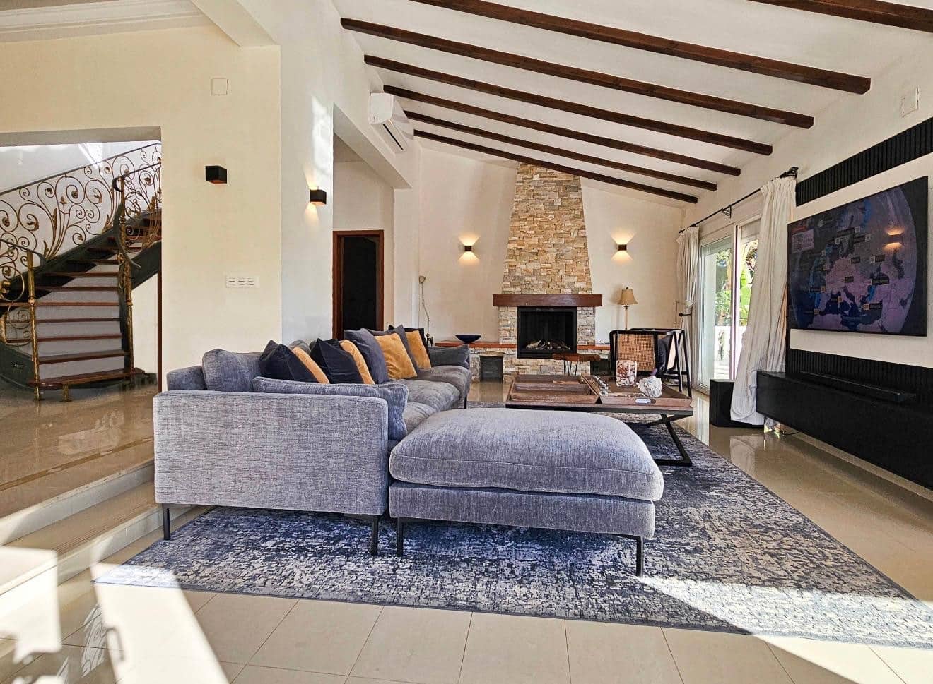 5 chambre Villa/Maison à vendre à El Faro avec piscine garage - 1 495 000 € (Ref: 9865257)