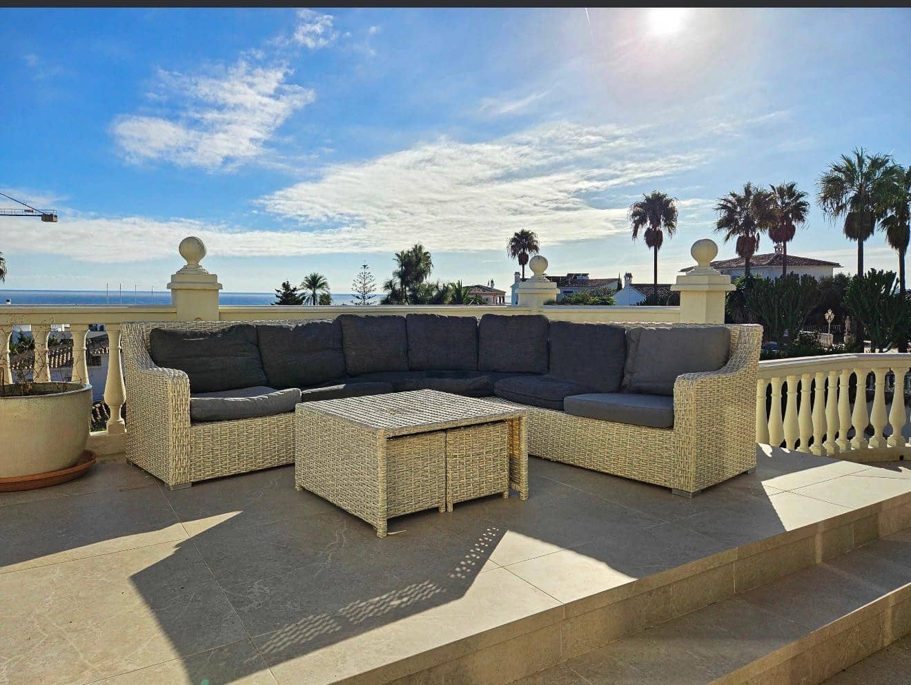5 chambre Villa/Maison à vendre à El Faro avec piscine garage - 1 495 000 € (Ref: 9865257)