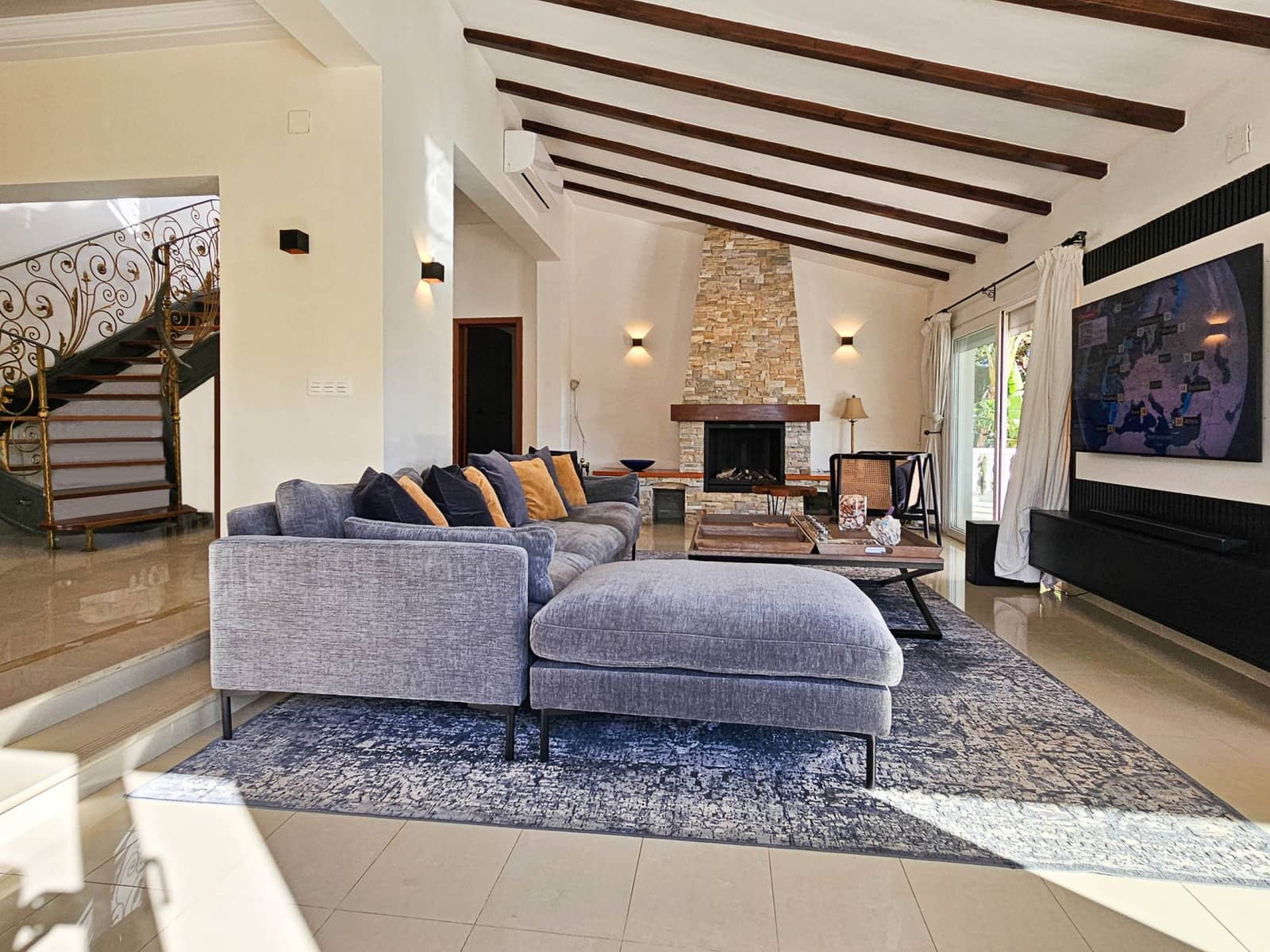 5 chambre Villa/Maison à vendre à El Faro avec piscine garage - 1 495 000 € (Ref: 9865257)