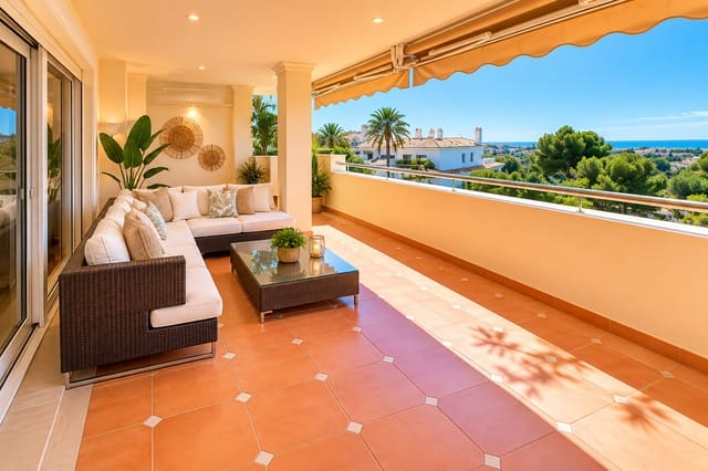 3 soveværelse Lejlighed til salg i La Carolina - Guadalpín, Marbella med swimmingpool garage - € 895.000 (Ref: 9873588)