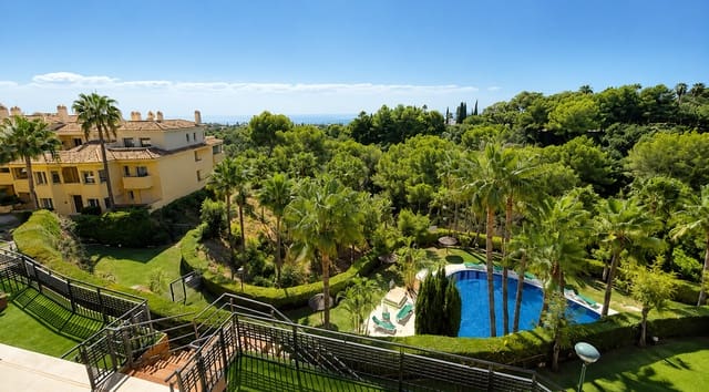 3 soveværelse Lejlighed til salg i La Carolina - Guadalpín, Marbella med swimmingpool garage - € 895.000 (Ref: 9873588)