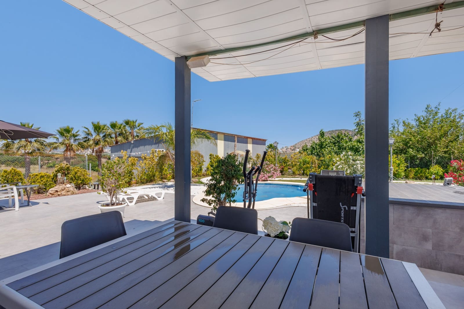 6 soverom Villa til salgs i Coin med svømmebasseng garasje - € 795 000 (Ref: 9873591)