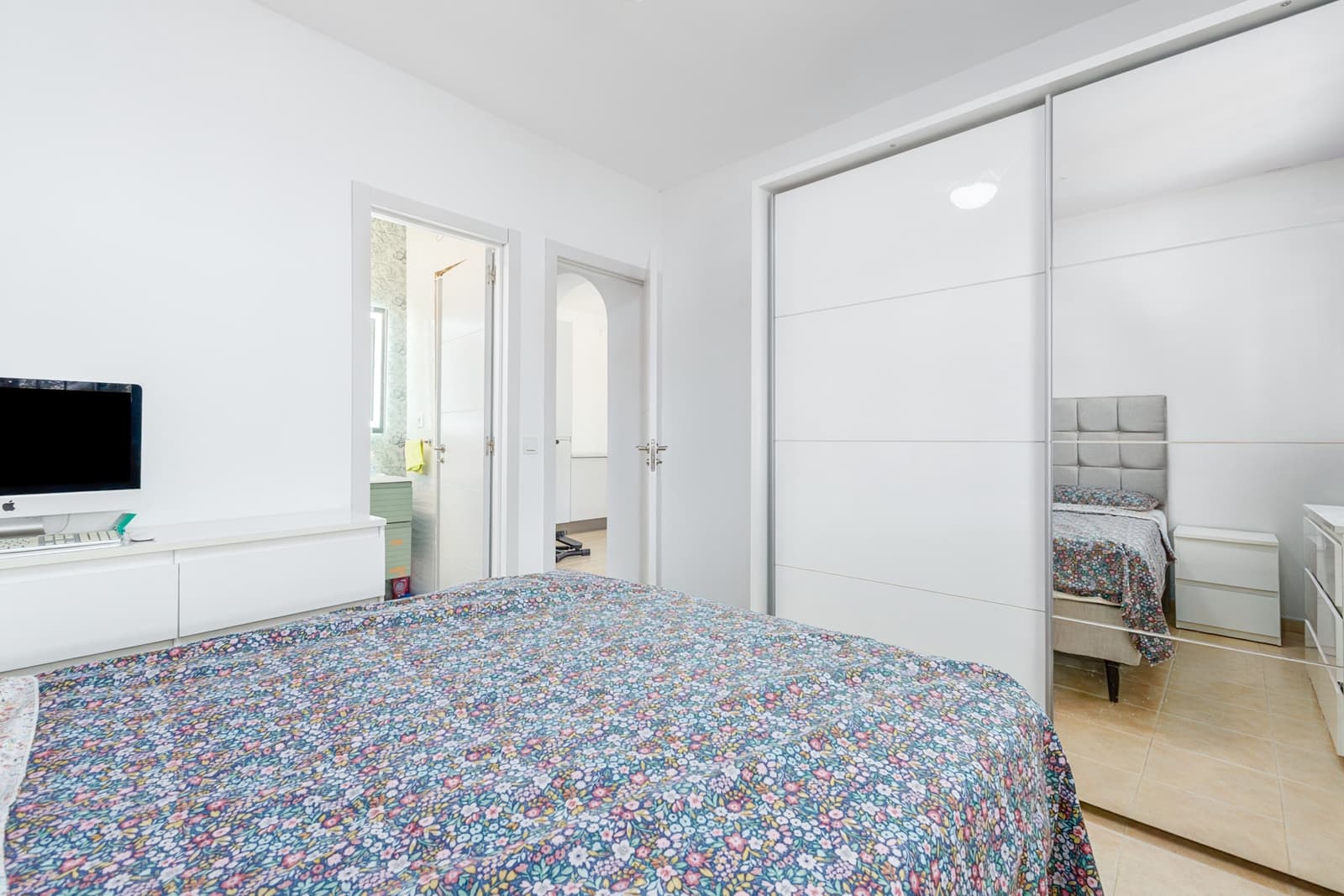 6 soverom Villa til salgs i Coin med svømmebasseng garasje - € 795 000 (Ref: 9873591)
