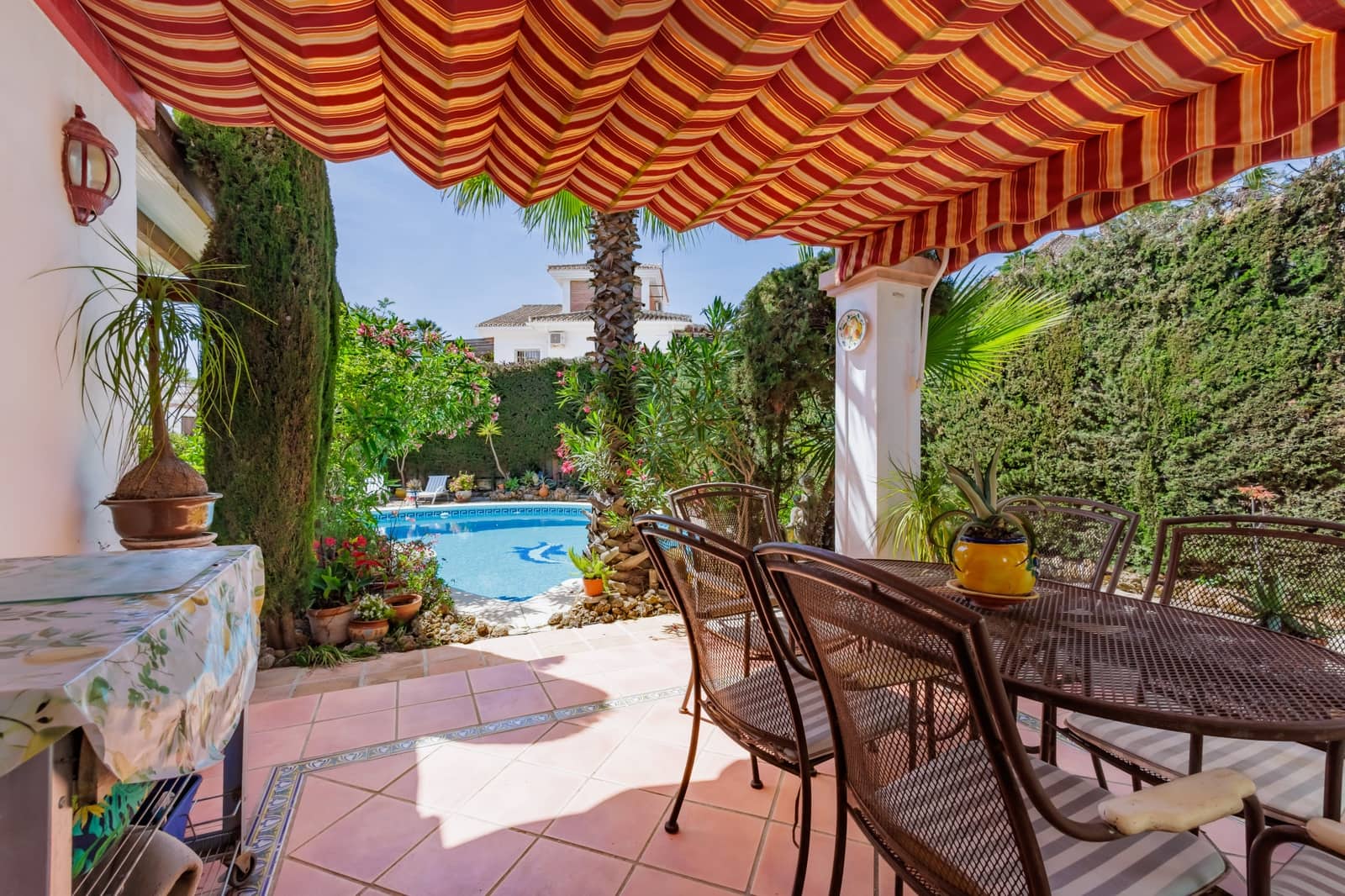 4 chambre Villa/Maison à vendre à Coin avec garage - 645 000 € (Ref: 9873592)