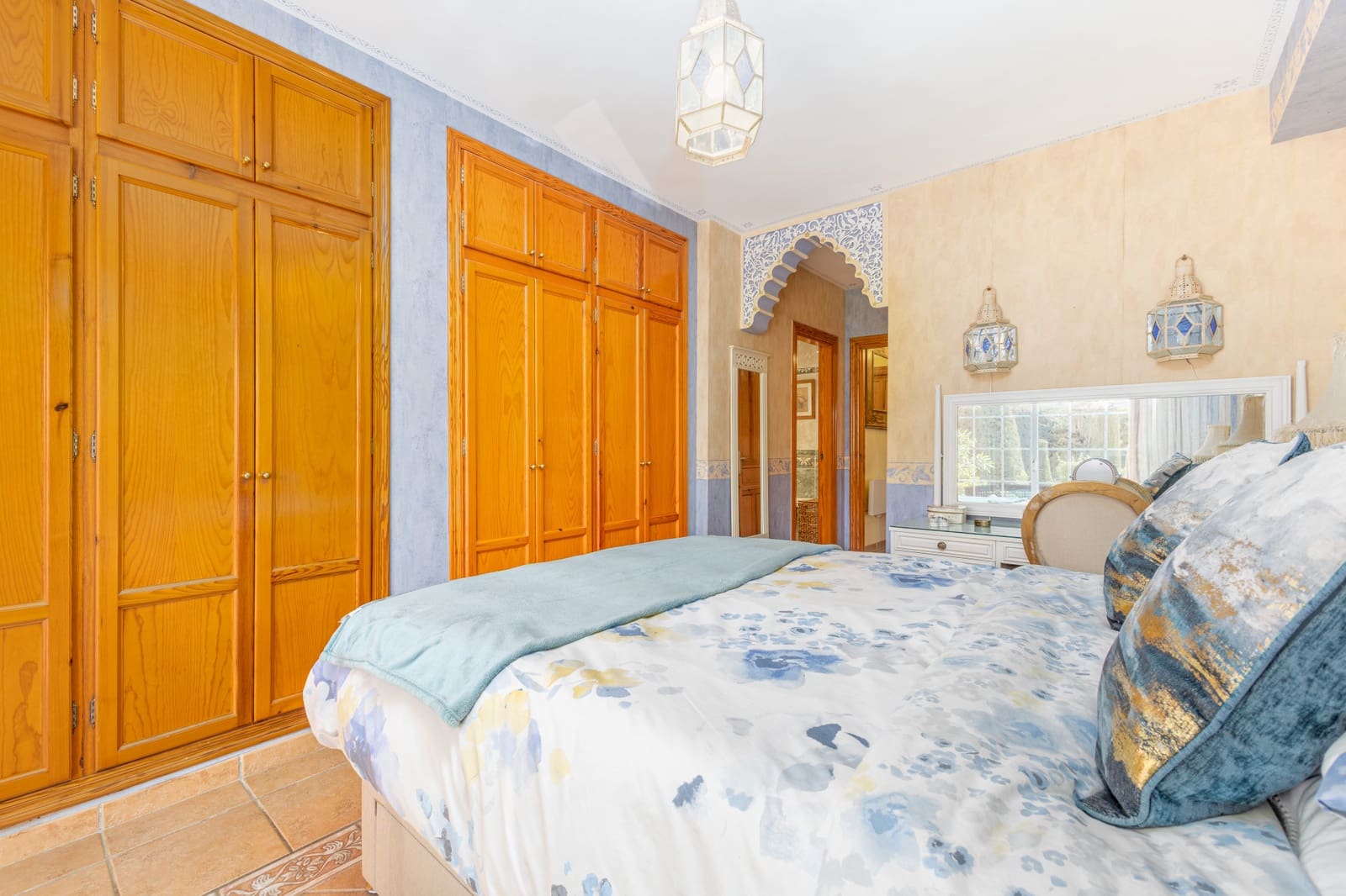 4 chambre Villa/Maison à vendre à Coin avec garage - 645 000 € (Ref: 9873592)
