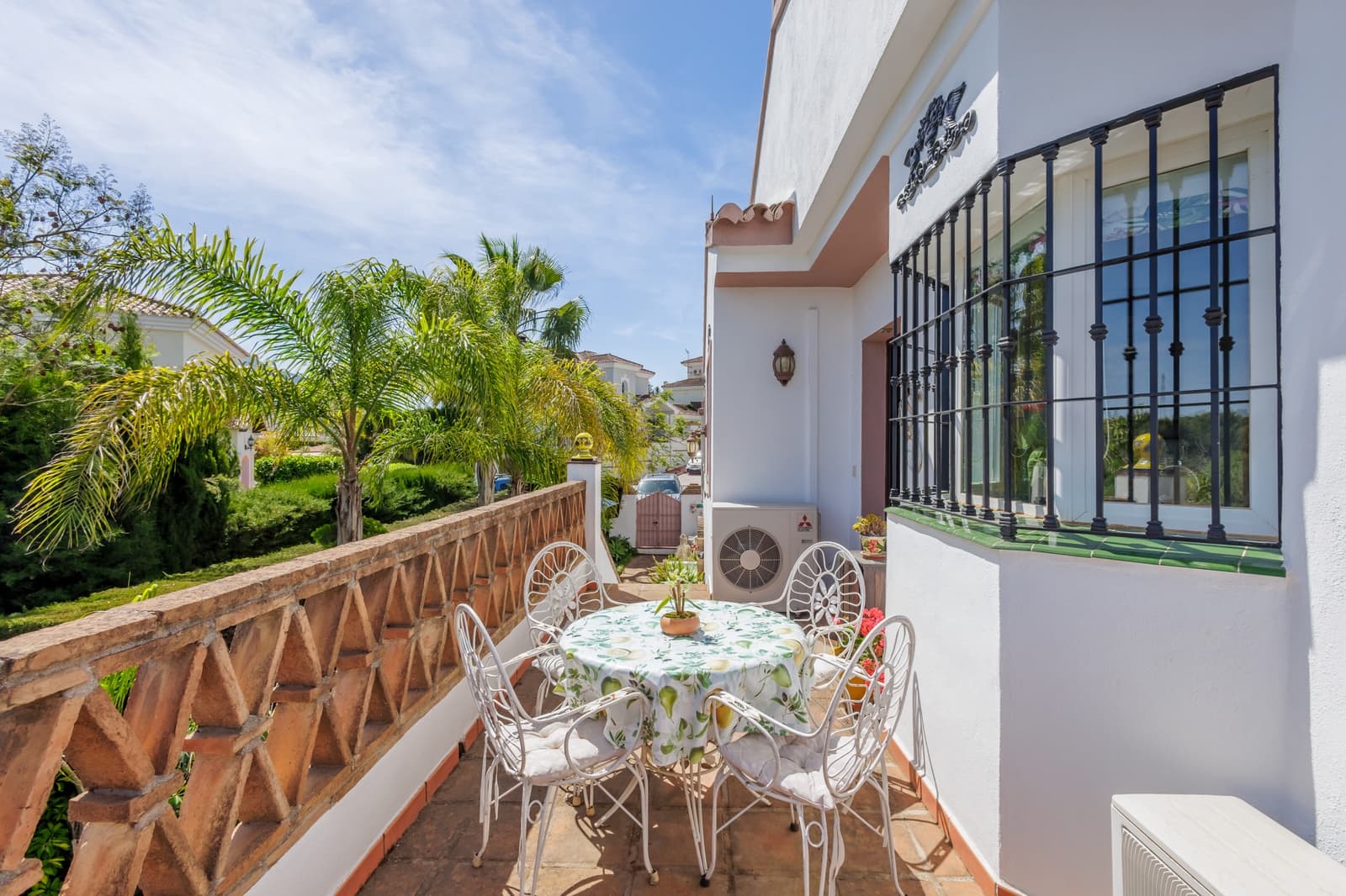 4 chambre Villa/Maison à vendre à Coin avec garage - 645 000 € (Ref: 9873592)
