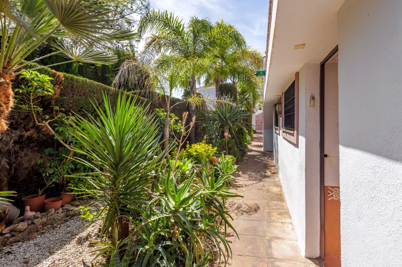 4 chambre Villa/Maison à vendre à Coin avec garage - 645 000 € (Ref: 9873592)