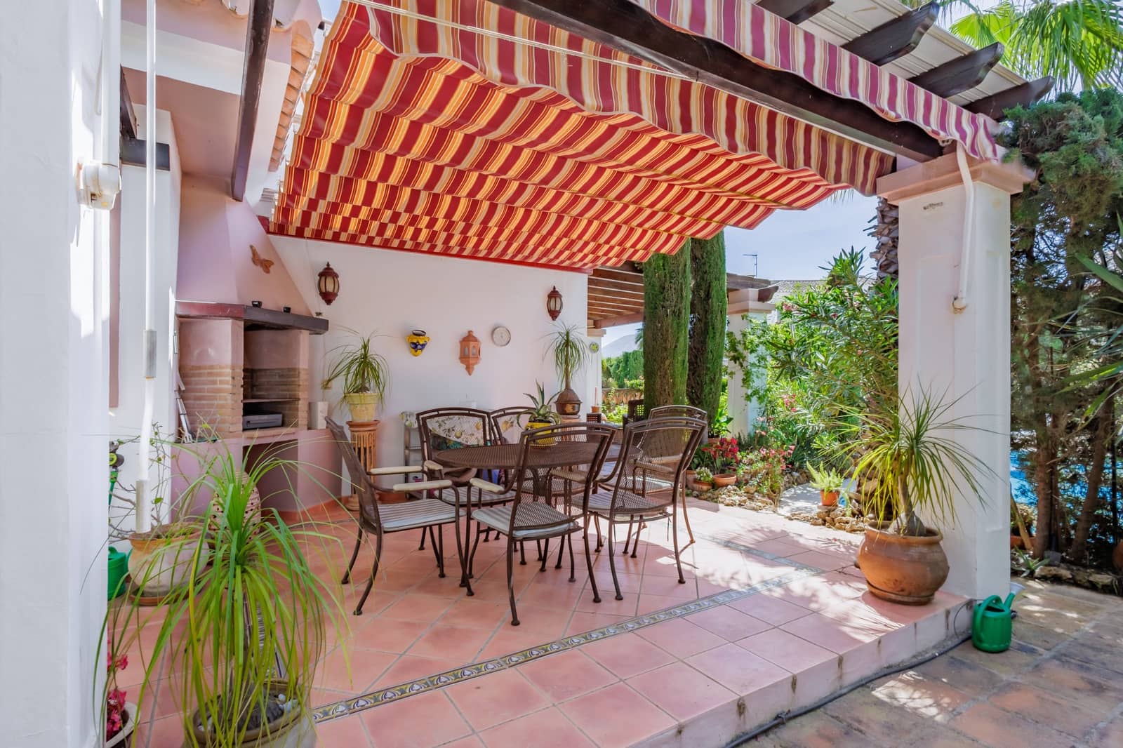4 chambre Villa/Maison à vendre à Coin avec garage - 645 000 € (Ref: 9873592)