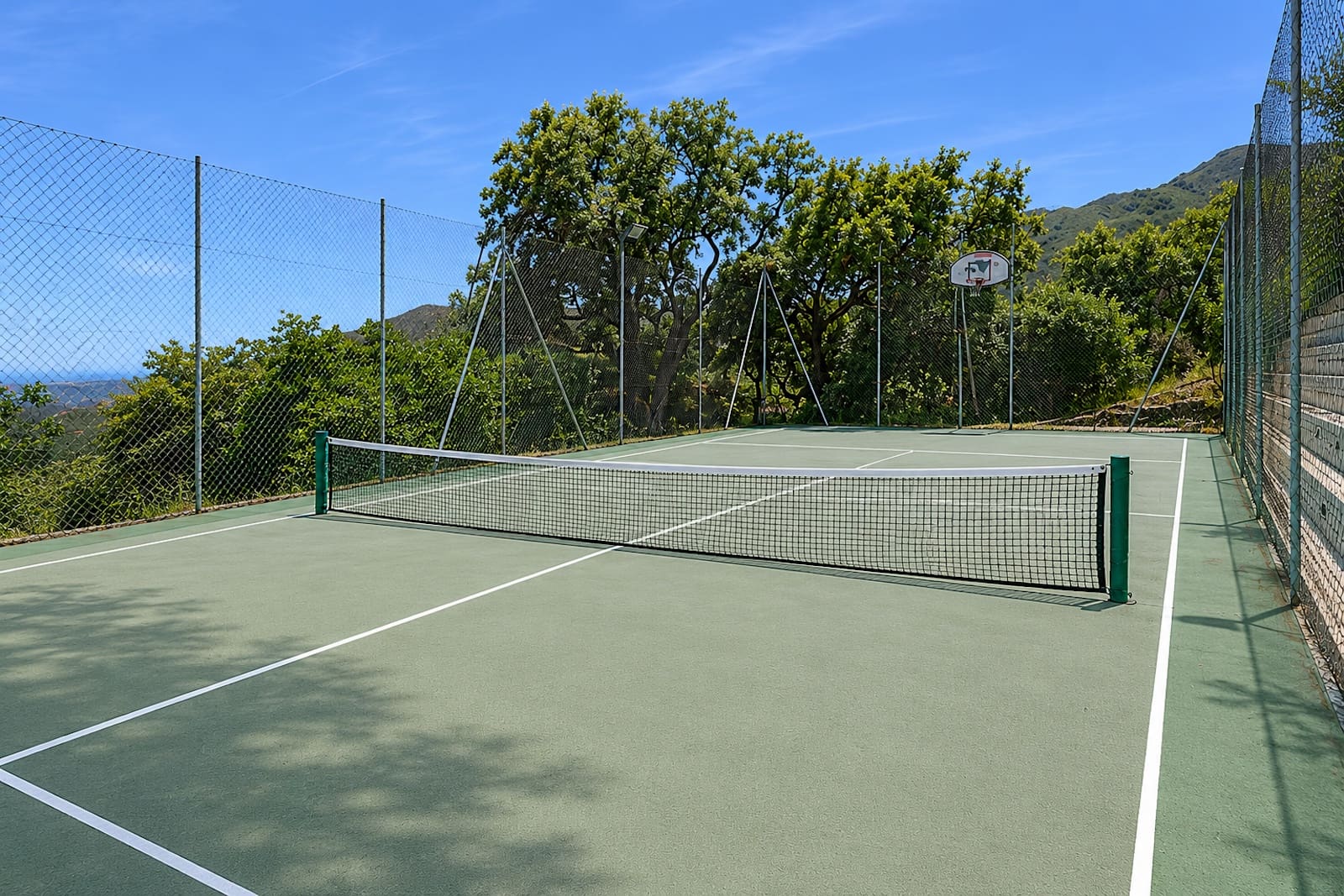 6 bedroom Villa for sale in Coin with garage - € 1,195,000 (Ref: 9873593)