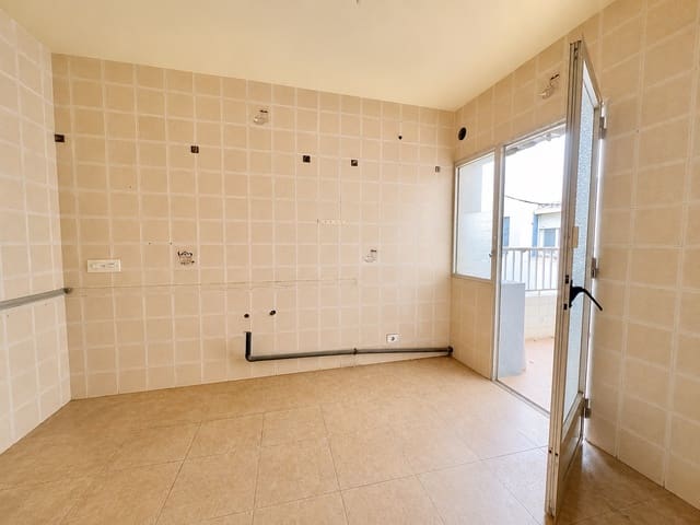 18 sovrum Företag till salu i Roquetas de Mar med garage - 650 000 € (Ref: 9873595)