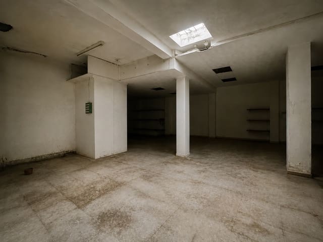 18 sovrum Företag till salu i Roquetas de Mar med garage - 650 000 € (Ref: 9873595)