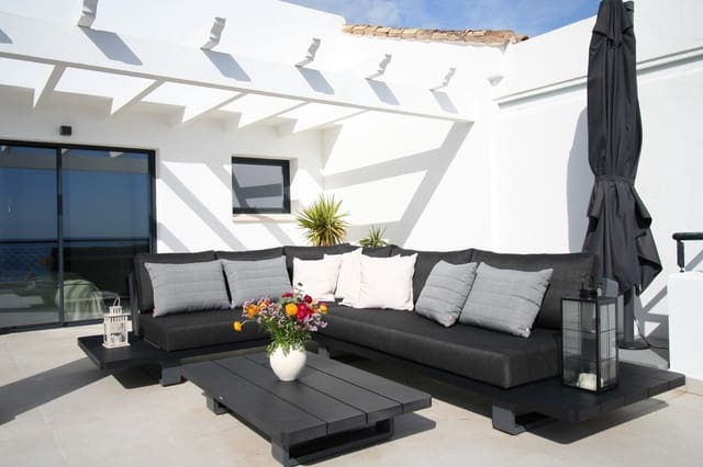 3 sypialnia Penthouse na sprzedaż w Calahonda, Mijas z basenem garażem - 1 598 000 € (Ref: 9878933)