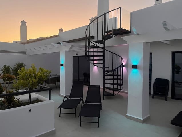 3 sypialnia Penthouse na sprzedaż w Calahonda, Mijas z basenem garażem - 1 598 000 € (Ref: 9878933)