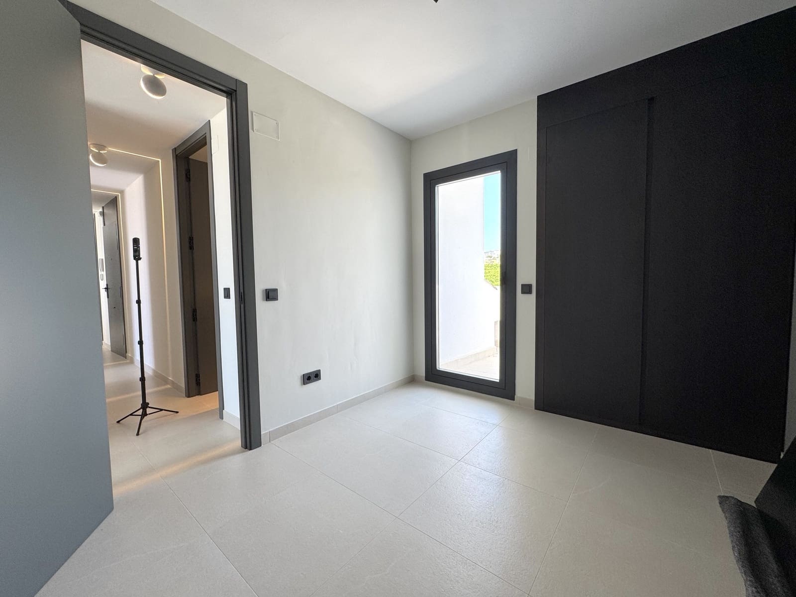 3 soverom Penthouse til salgs i Calahonda med svømmebasseng garasje - € 1 598 000 (Ref: 9878933)