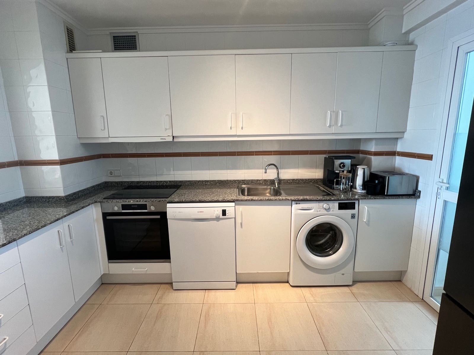 2 bedroom Apartment for sale in Santa Eulalia / Santa Eularia with pool - € 895,000 (Ref: 9884901)