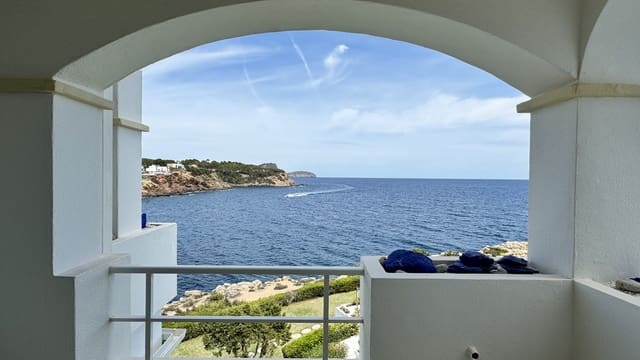 2 soveværelse Lejlighed til salg i Santa Eulalia / Santa Eularia med swimmingpool - € 895.000 (Ref: 9884901)