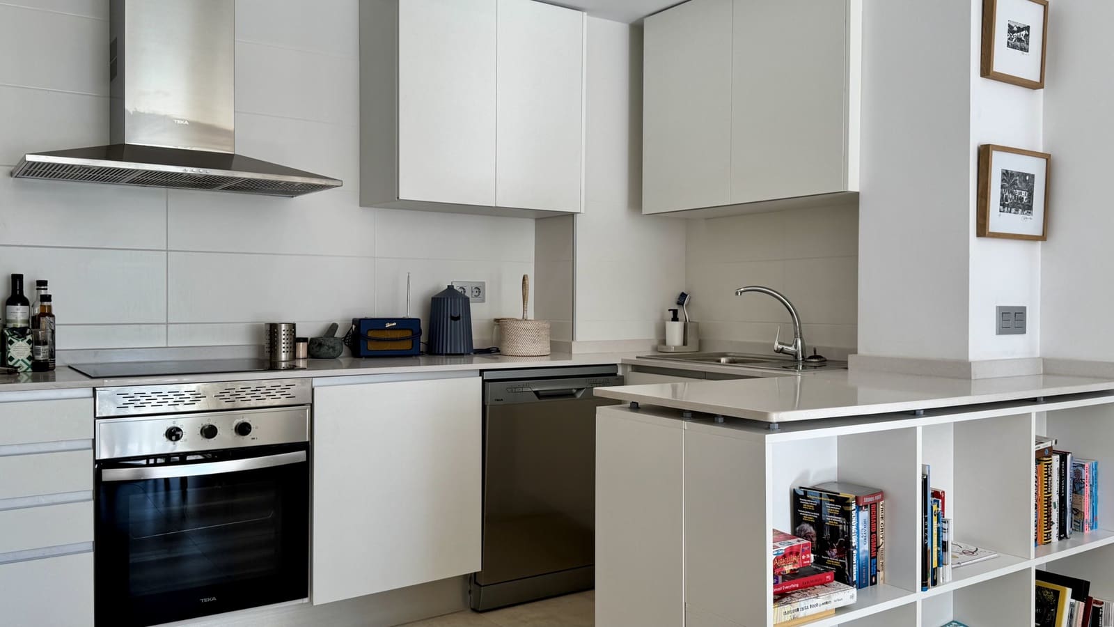 2 slaapkamer Penthouse te koop in Santa Eulalia / Santa Eularia met zwembad garage - € 850.000 (Ref: 9884902)