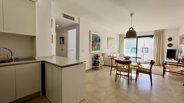 2 soverom Penthouse til salgs i Santa Eulalia / Santa Eularia med svømmebasseng garasje - € 850 000 (Ref: 9884902)