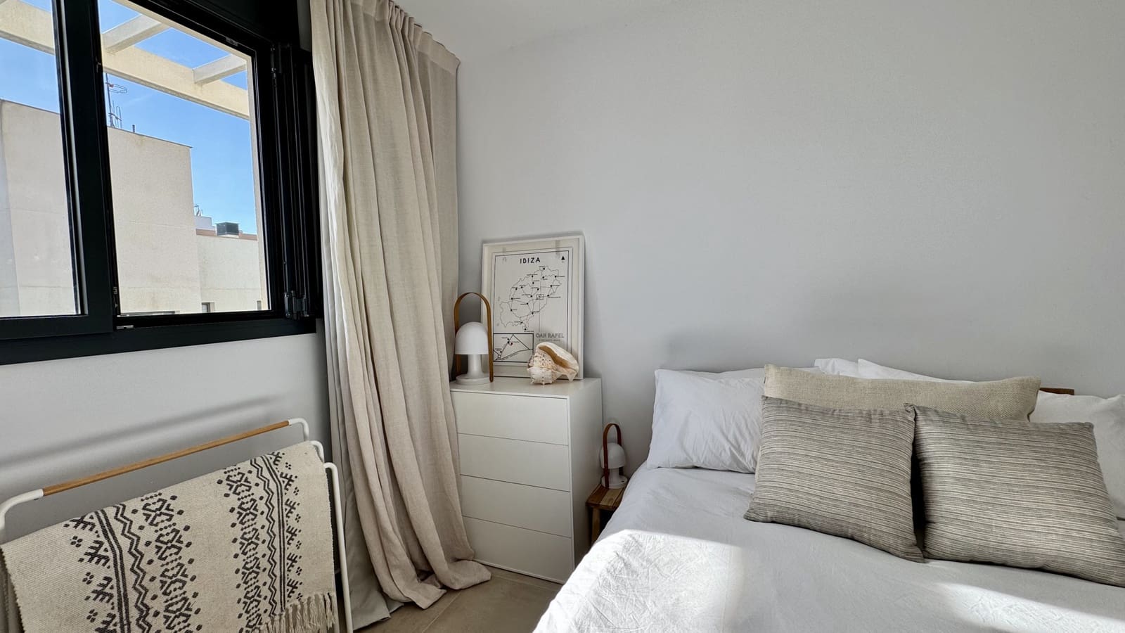 2 slaapkamer Penthouse te koop in Santa Eulalia / Santa Eularia met zwembad garage - € 850.000 (Ref: 9884902)