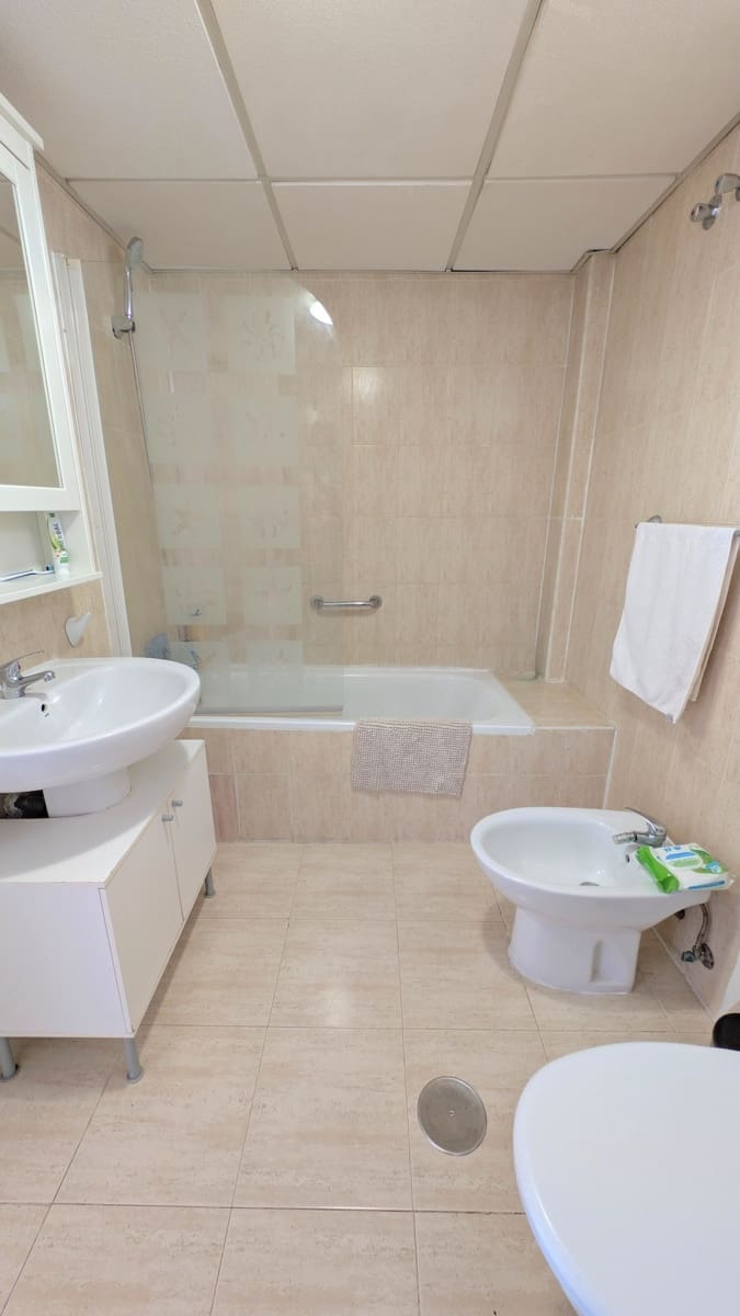 Apartamento de 2 habitaciones en Torrequebrada en venta con piscina garaje - 340.000 € (Ref: 9884903)